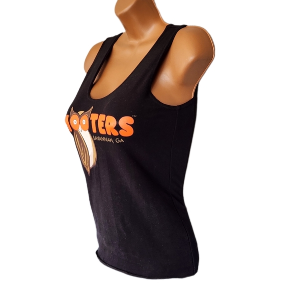 NWOT Black Hooters Savannah, GA Tank Top (Small) - Picture 2 of 8